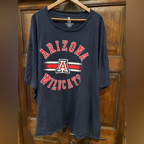 Colosseum Other - Colosseum University of Arizona Wildcats Mens NCAA T-Shirt size 5XL